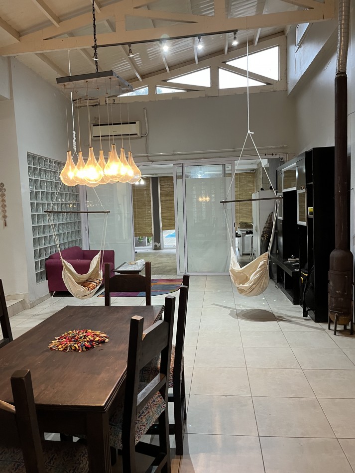 CASA EN VENTA EN EL CORTE, YB. SUPER OPORTUNIDAD!!