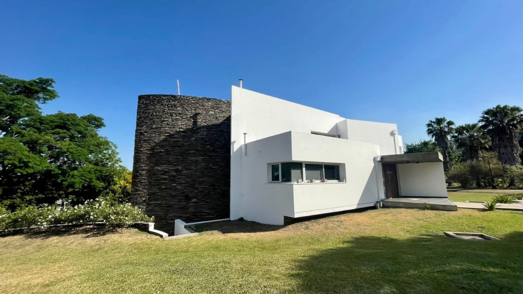 CASA EN VENTA COUNTRY LAS YUNGAS- YERBA BUENA 