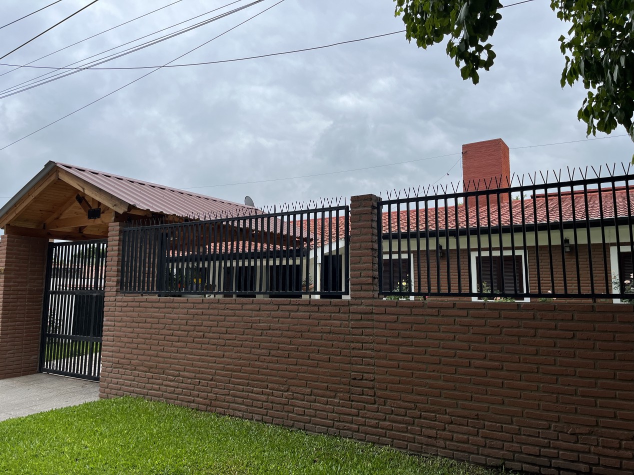 VENDO PROPIEDAD MUY BIEN UBICADA EN EXCELENTE ESTADO EN YB 