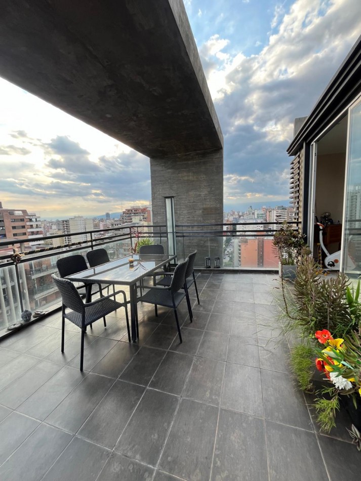 DEPARTAMENTO PENTHOUSE DE 3 DORMITORIOS  EN VENTA BARRIO NORTE