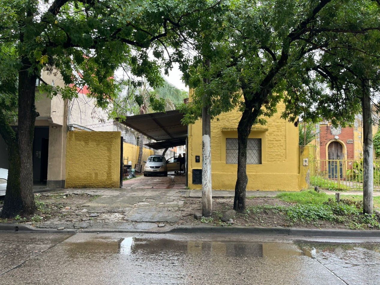 VENTA O ALQUILER CASA A REFACCIONAR MENDOZA 2047
