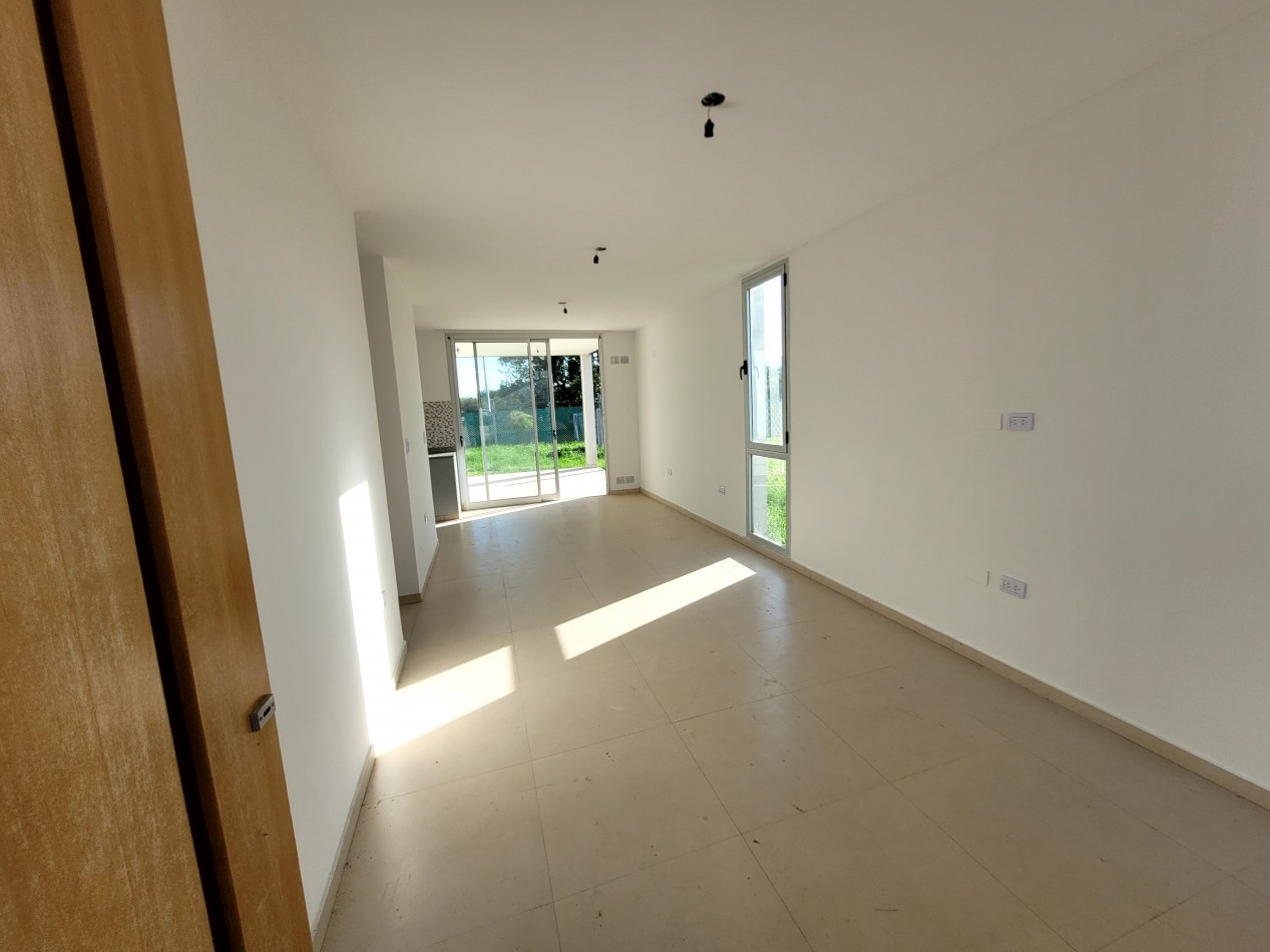 CASA A ESTRENAR EN VENTA EN ALTOS DE CEVIL 2, SAN JOSE- TAFIE VIEJO