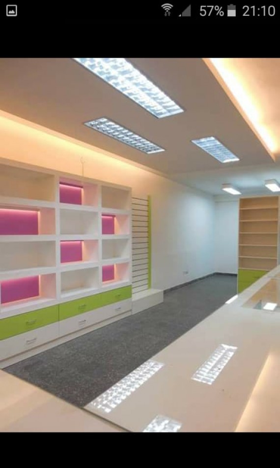 ¡OPORTUNIDAD  COMERCIAL UNICA! LOCAL COMERCIAL EN ALQUILER EJERCITO Y ESPAÑA.