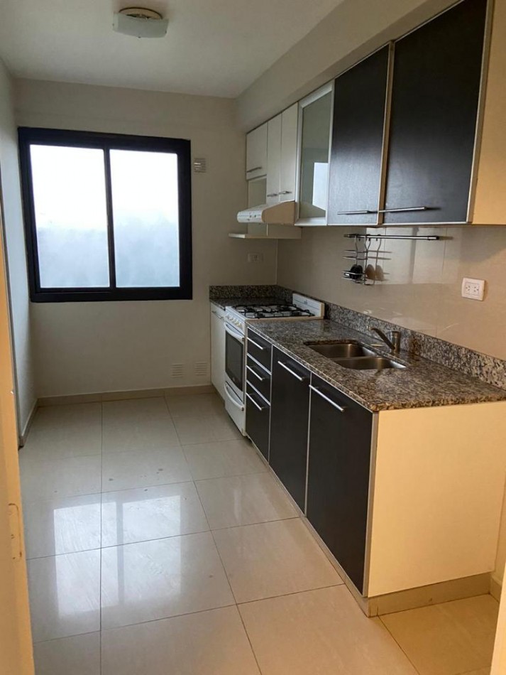 VENTA DEPARTAMENTO EN LA UBICACION MAS BUSCADA, BUENA VISTA!!