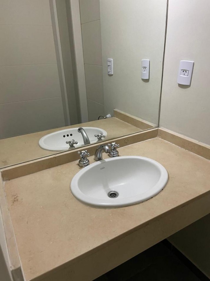 VENTA DEPARTAMENTO EN LA UBICACION MAS BUSCADA, BUENA VISTA!!