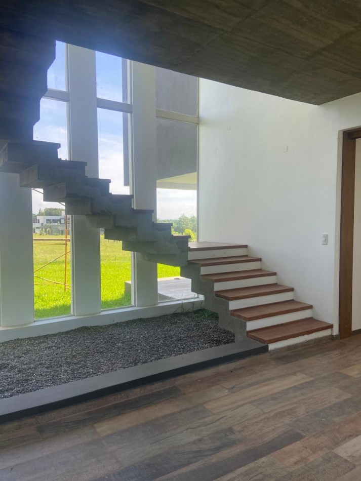 EXCLUSIVA CASA PREMIUM EN VENTA COUNTRY SAN PABLO