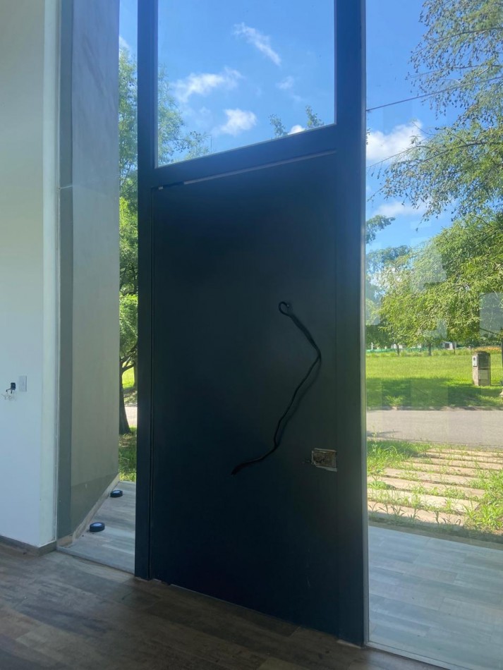 EXCLUSIVA CASA PREMIUM EN VENTA COUNTRY SAN PABLO