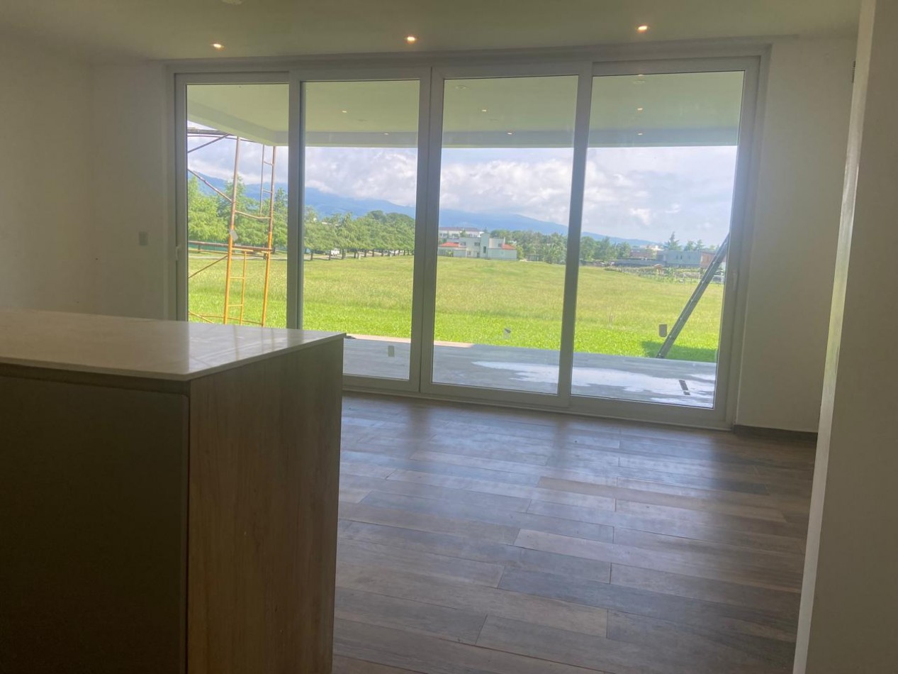 EXCLUSIVA CASA PREMIUM EN VENTA COUNTRY SAN PABLO