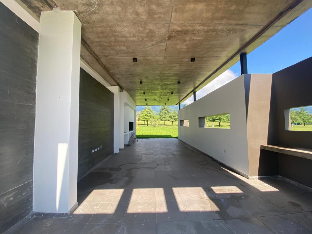 EXCLUSIVA CASA PREMIUM EN VENTA COUNTRY SAN PABLO
