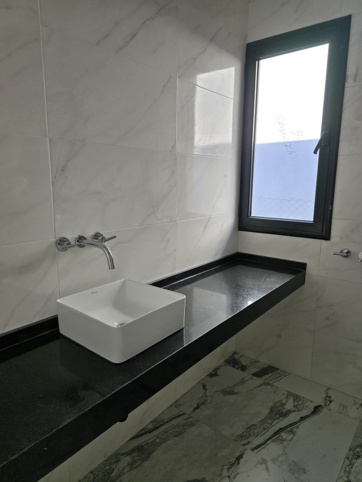 ESPECTACULAR CASA EN VENTA EN ALTO VERDE 3