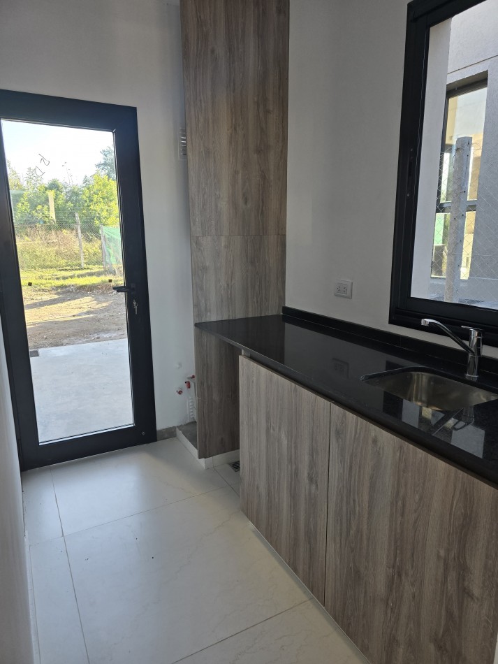 ESPECTACULAR CASA EN VENTA EN ALTO VERDE 3