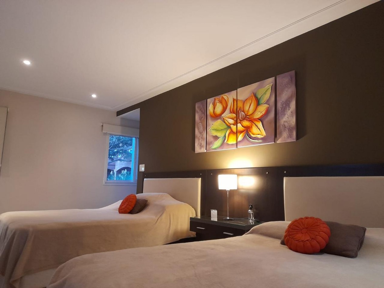 CASA EN VENTA DE PRIMER NIVEL EN LOS OLIVOS