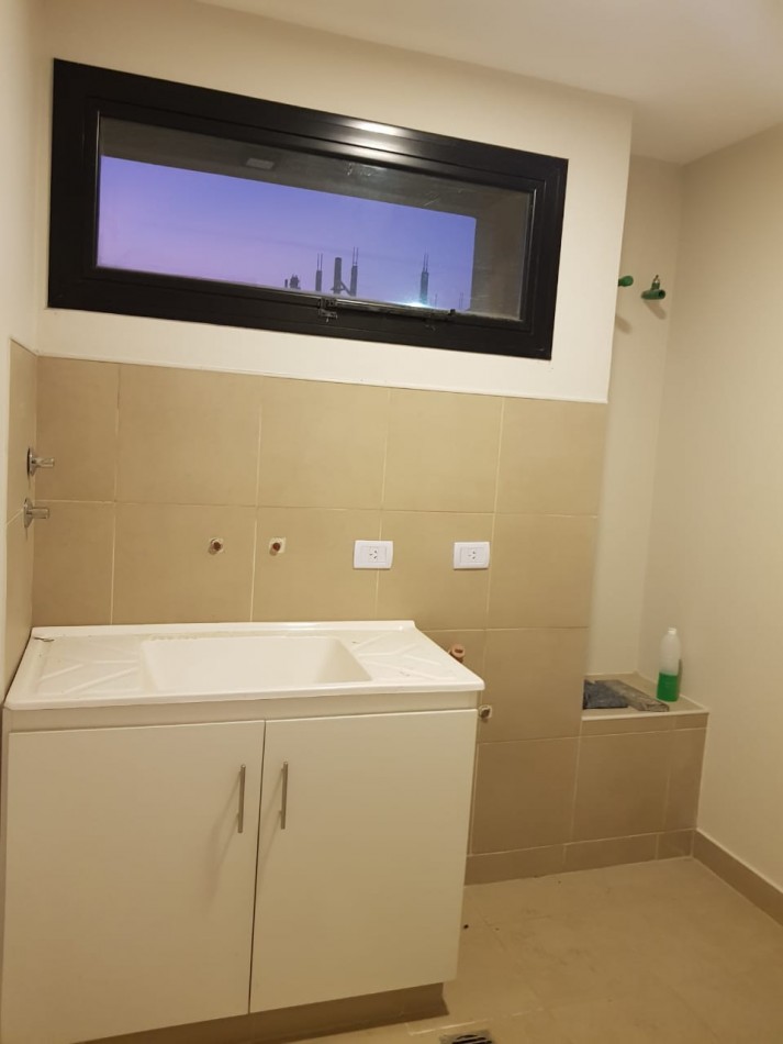 VENTA CASA EN SANTA BARBARA HILLS