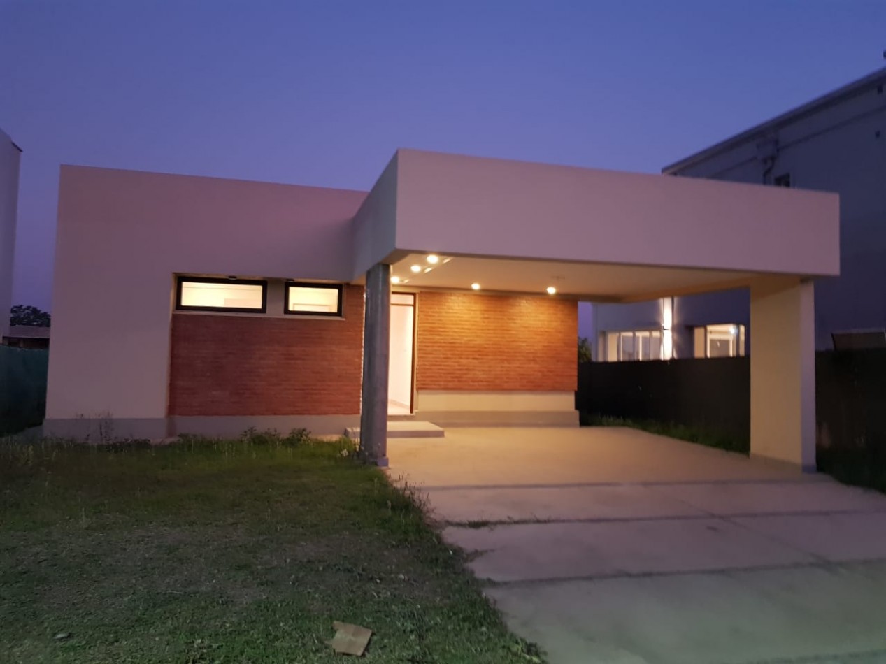VENTA CASA EN SANTA BARBARA HILLS