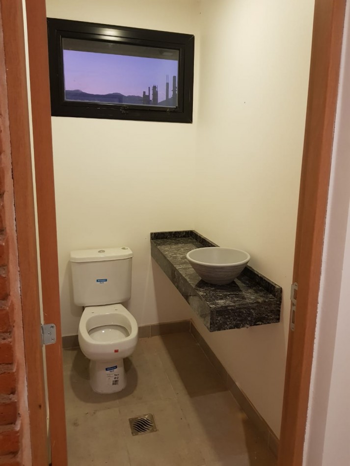 VENTA CASA EN SANTA BARBARA HILLS