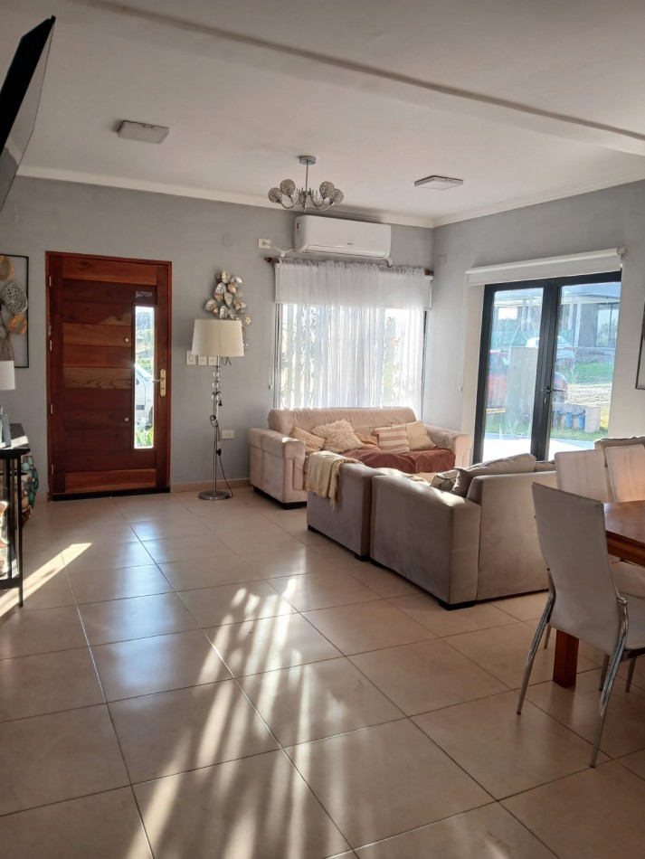 VENTA CASA EN LA RESERVA