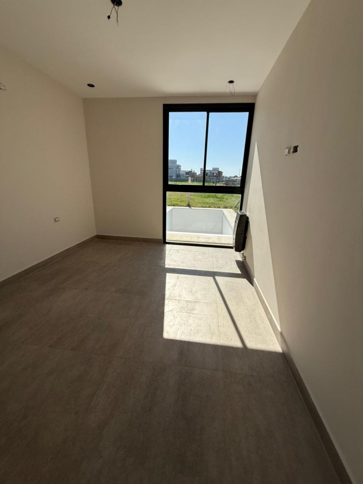 VENTA CASA PREMUIM VIENTO SUR