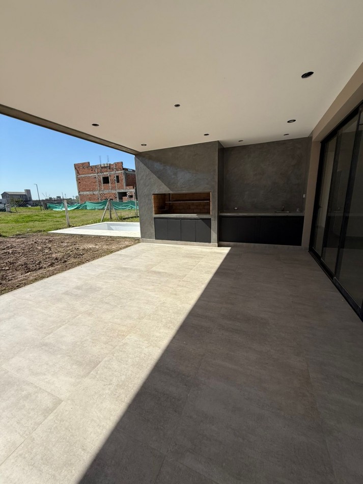 VENTA CASA PREMUIM VIENTO SUR