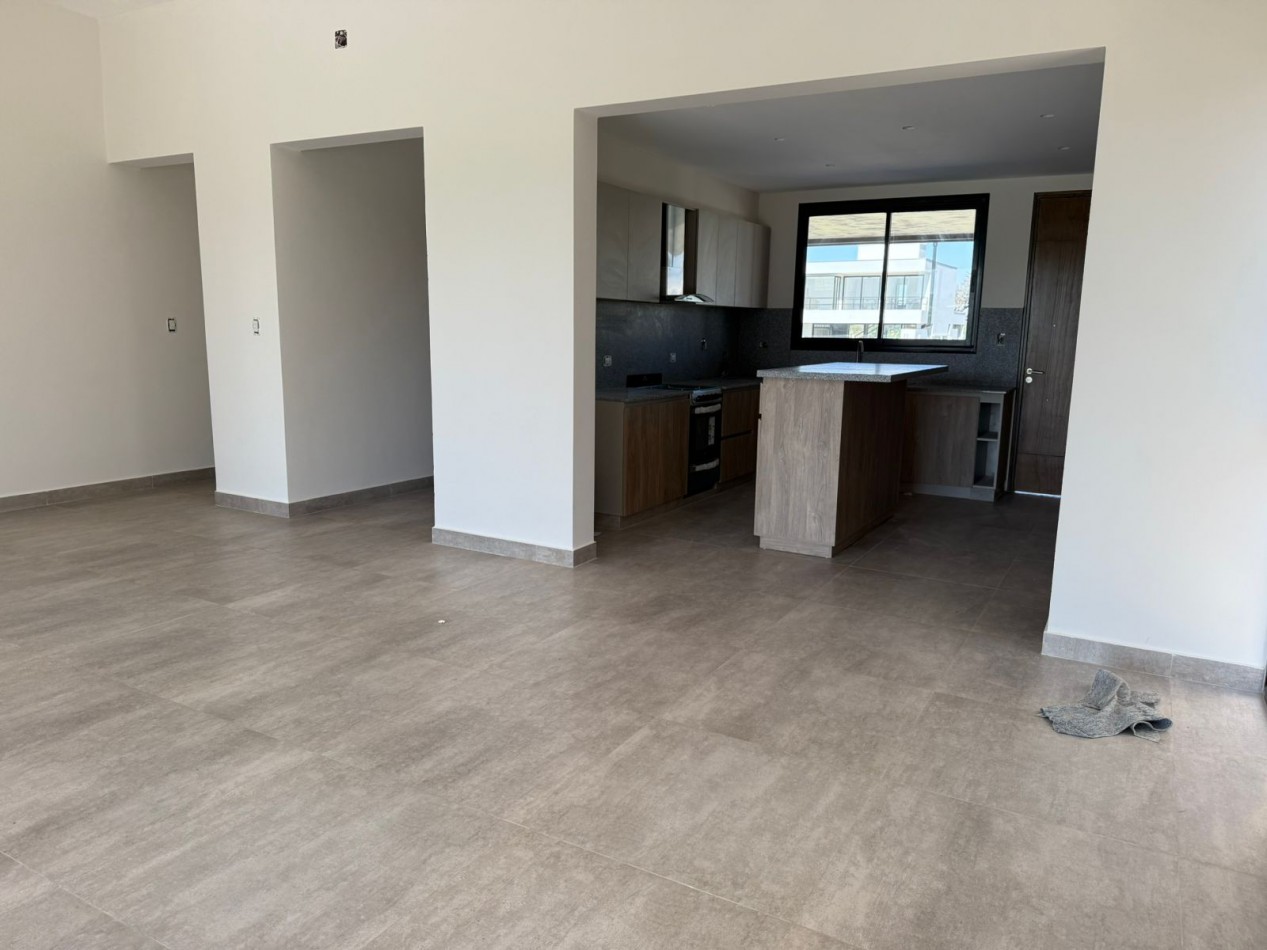 VENTA CASA PREMUIM VIENTO SUR