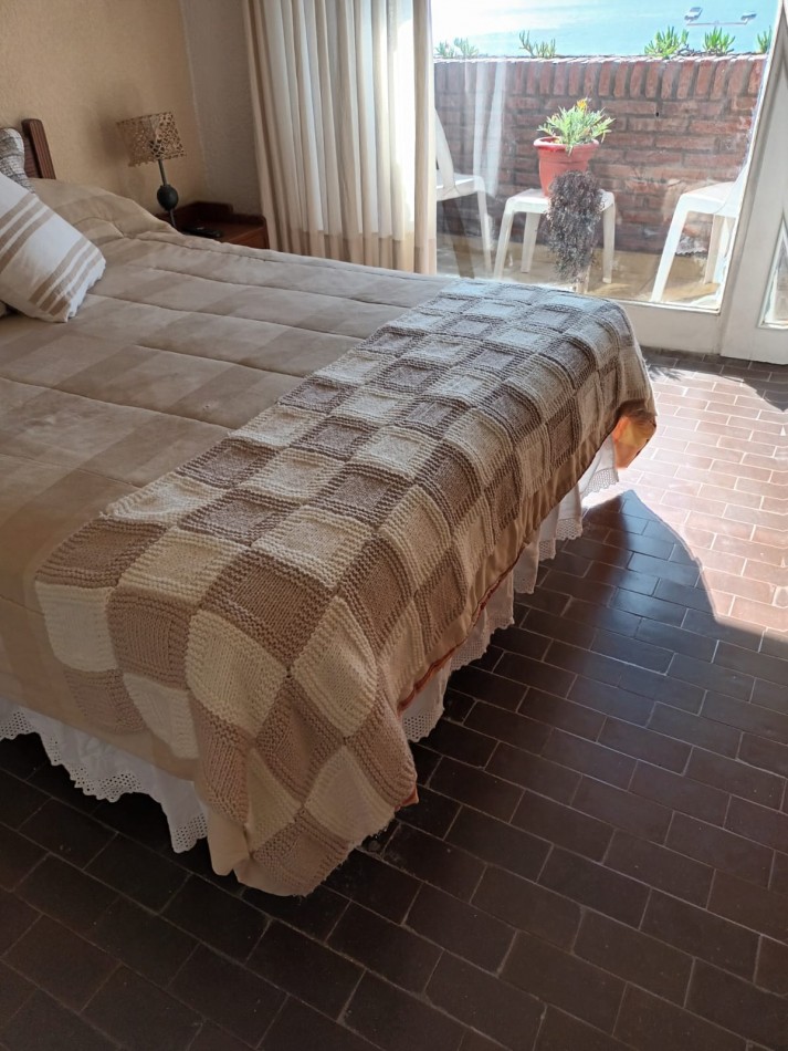 VENTA PINARMAR TRIPLEX FRENTE AL MAR