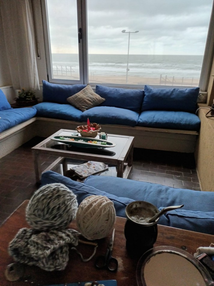 VENTA PINARMAR TRIPLEX FRENTE AL MAR
