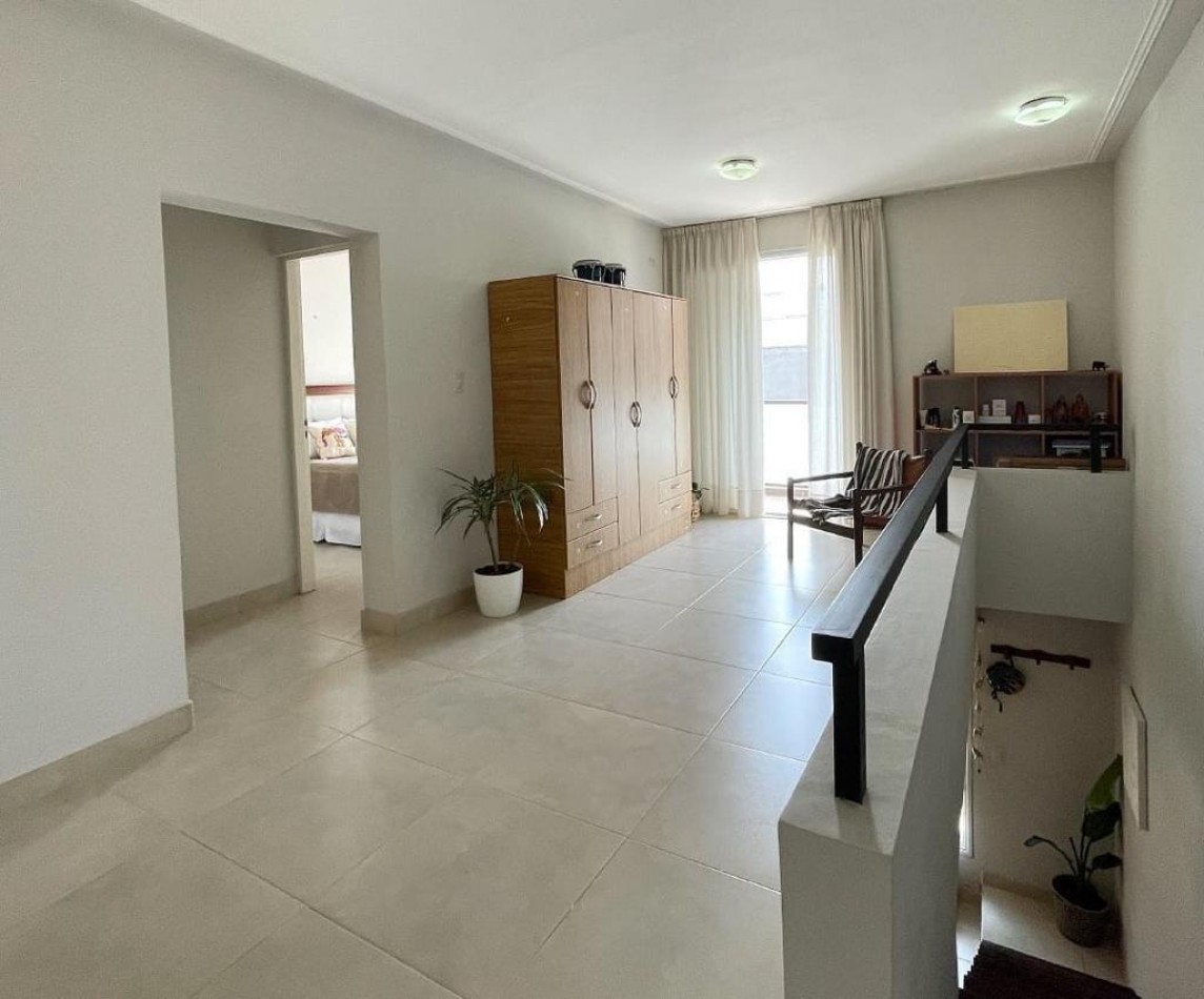 VENTA DUPLEX EN COMPLEJO CERRADO YERBA BUENA