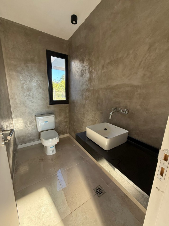 CASA EN VENTA EN ALTO VERDE 3