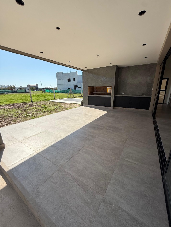 VENTA CASA PREMUIM VIENTO SUR