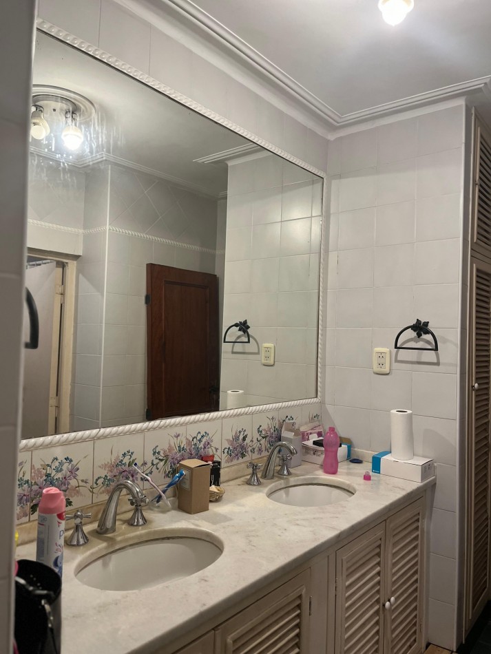 VENTA CASA EN UBICACION PRIVILEGIADA ITUZAINGO 1100, YB