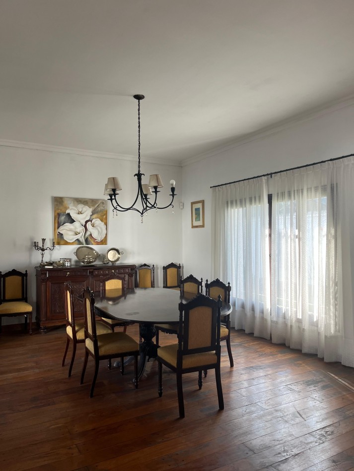 VENTA CASA EN UBICACION PRIVILEGIADA ITUZAINGO 1100, YB