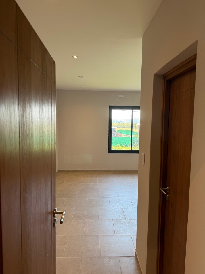 VENTA/ ALQUILER CASA BARRIO PRIVADO Av. Constitucion, Tafi Viejo