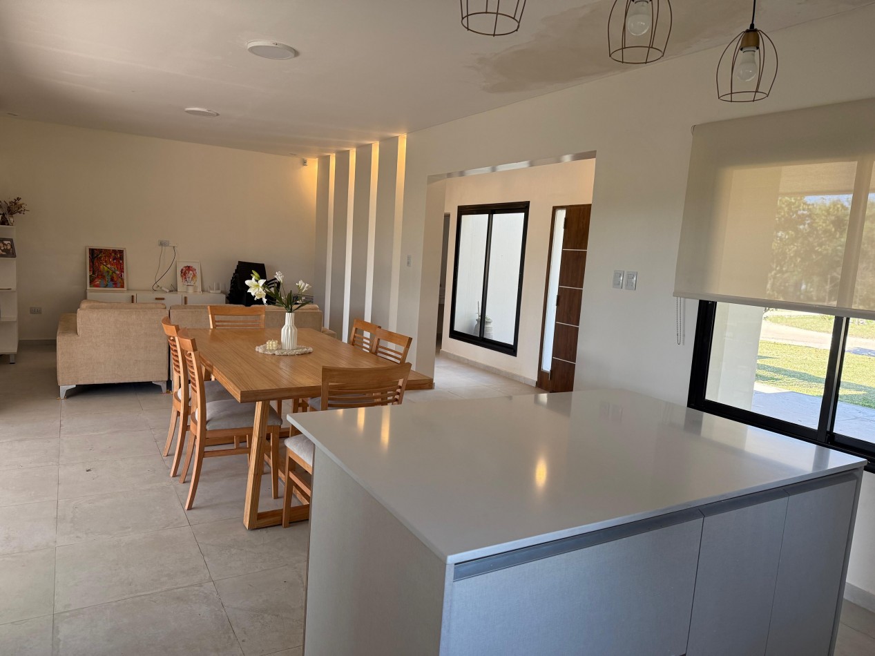 OPORTUNIDAD VENTA CASA COUNTRY LA HERENCIA 