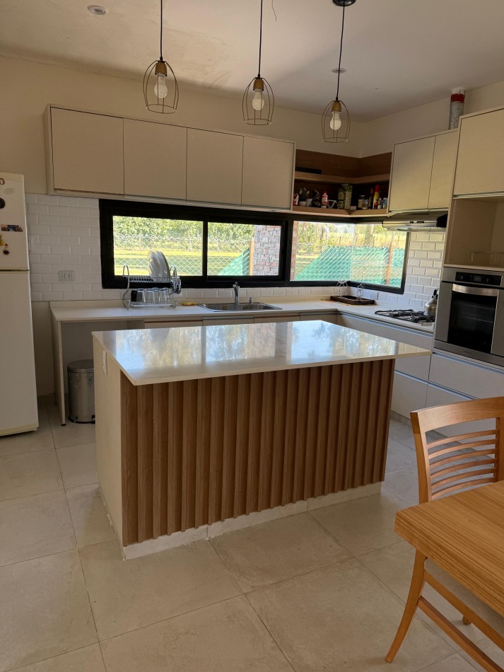 OPORTUNIDAD VENTA CASA COUNTRY LA HERENCIA 