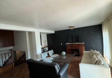 EXCLUSIVO DEPARTAMENTO EN VENTA, 25 DE MAYO 700 