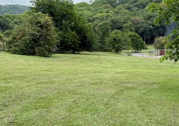 VENTA COUNTRY LOS AZAHARES YERBA BUENA TERRENO CENTRAL